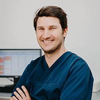 Dr Amaury PONSAN | Chirurgien Dentiste à la Clinique Chirurgicale du Libournais