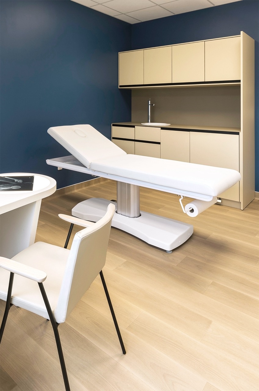 centre orthopedique de libourne_photo portrait salle examen cabinet_consultations exterieures_clinique chirurgicale du libournais